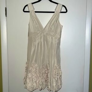 BCBGMaxAzaria Ivory Corozo Cream V Neck V Back Sleeveless Rose Ruffles